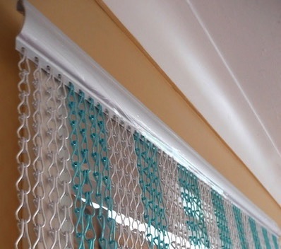 Chain Flyscreen in silver and blue
