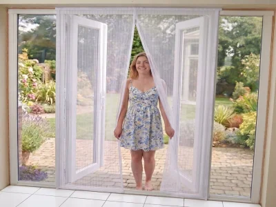 Magnetic Flyscreen Door